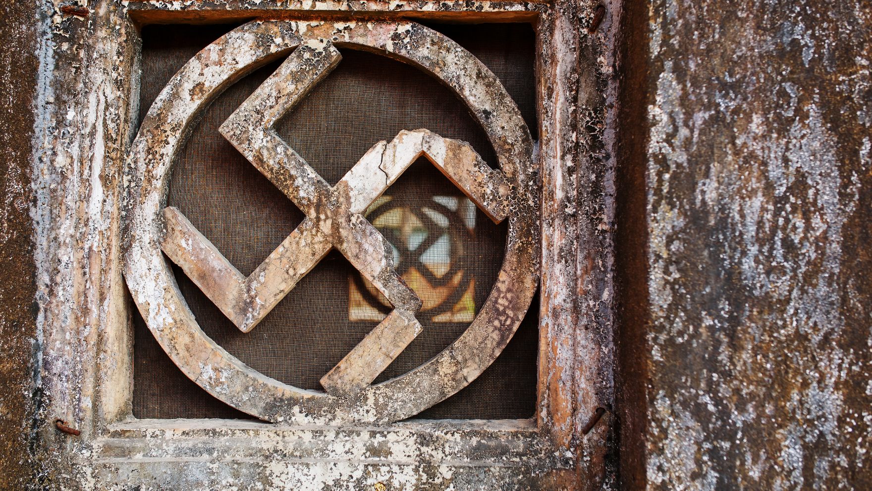 Sacred Symbols in Hinduism and Their Hidden Meanings